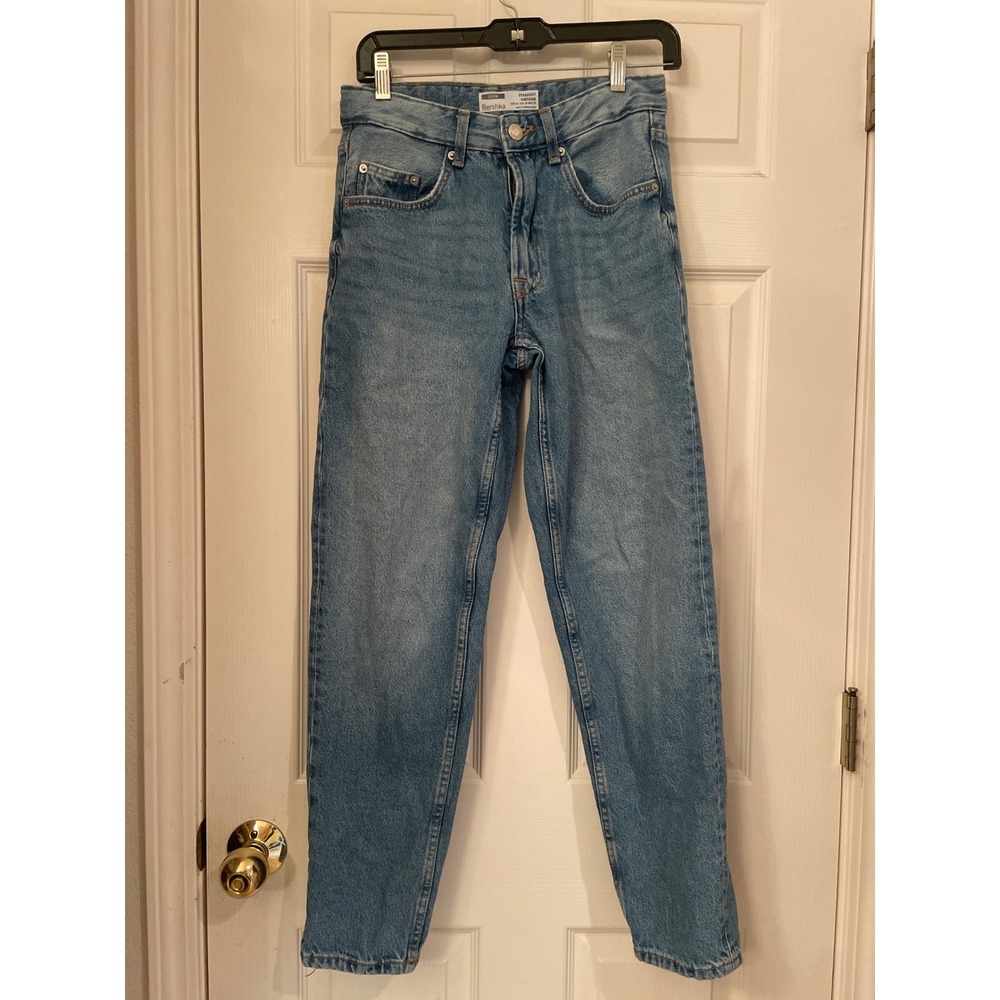 Bershka Women's Straight Vintage Light Wash Denim Jeans Size 28